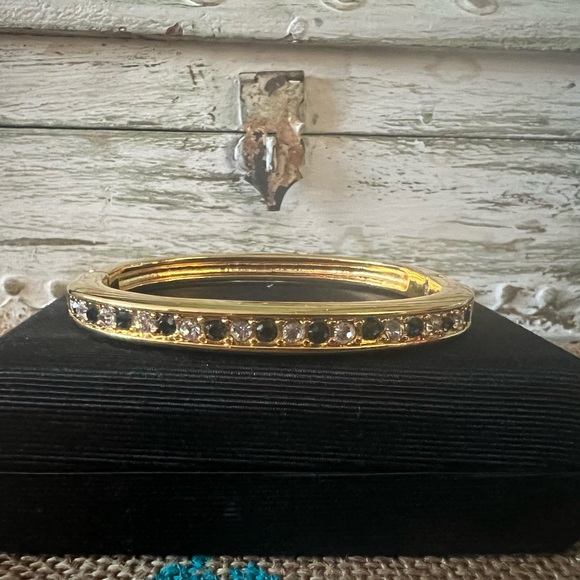 MORGAN Taylor Bangle bracelet - Picture 3 of 3